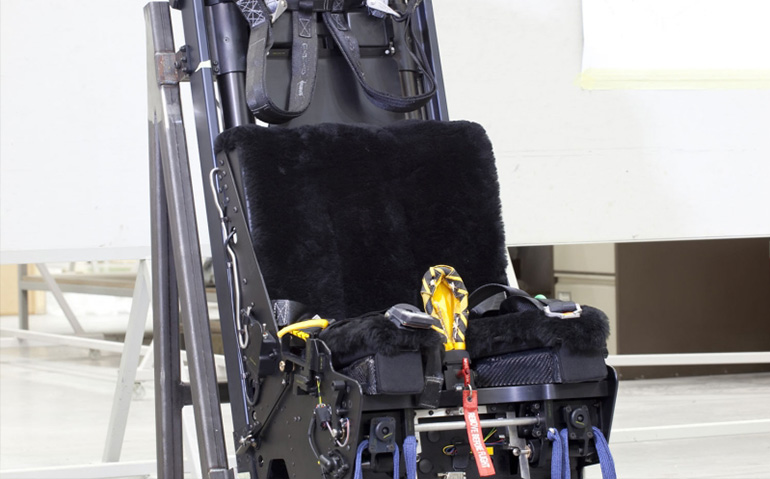 Ejection Seats / G-Seats